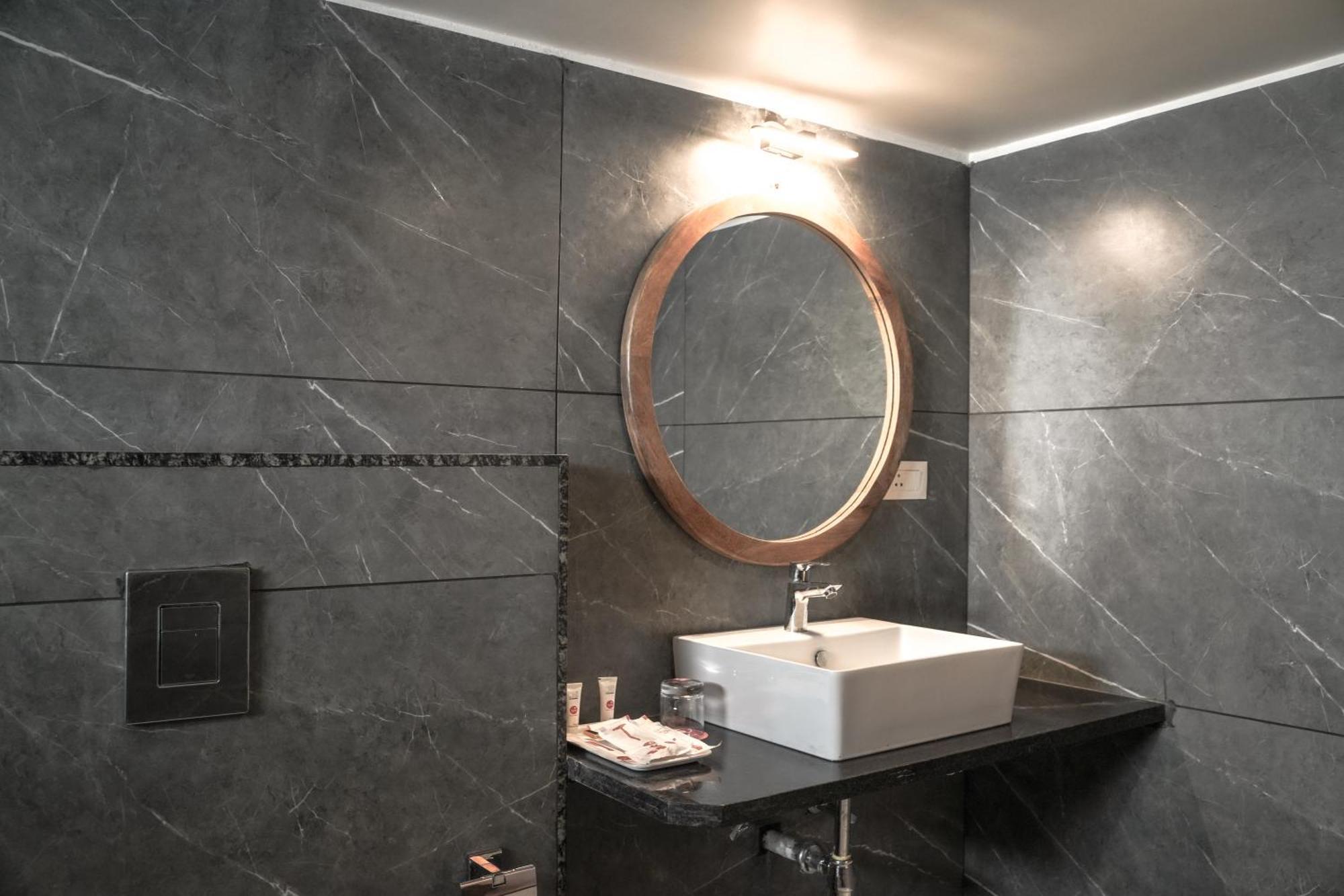 Ariena By Spree Hotels Goa 莫尔吉姆 外观 照片
